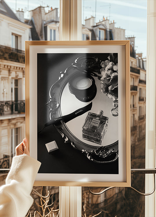 Poster Chanel Perfume Beleza Preto e Branco