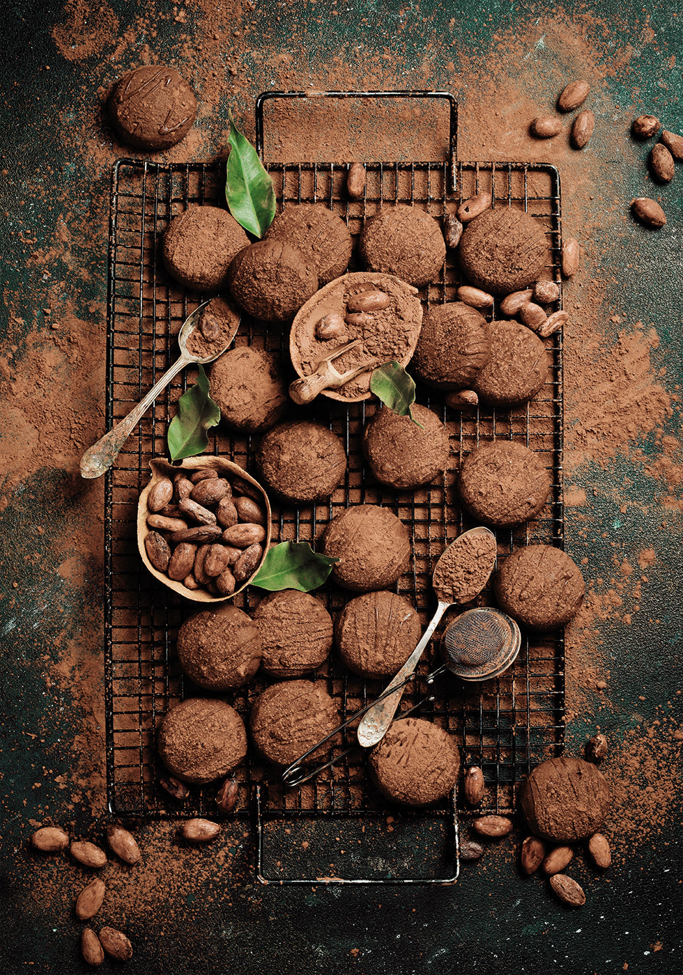 Cartaz de biscoitos artesanais de chocolate com pó de cacau