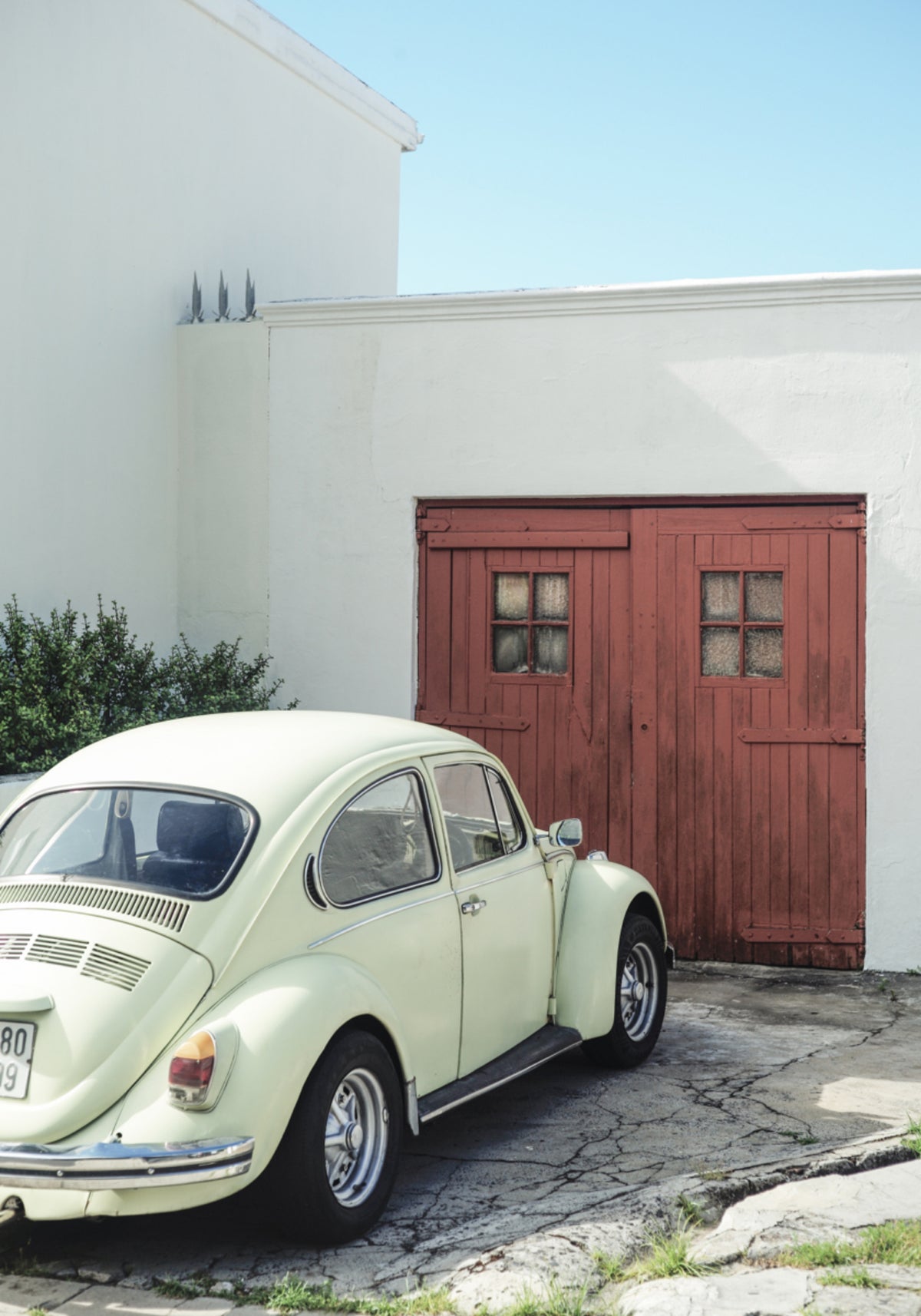 Porta vermelha de besouro vintage