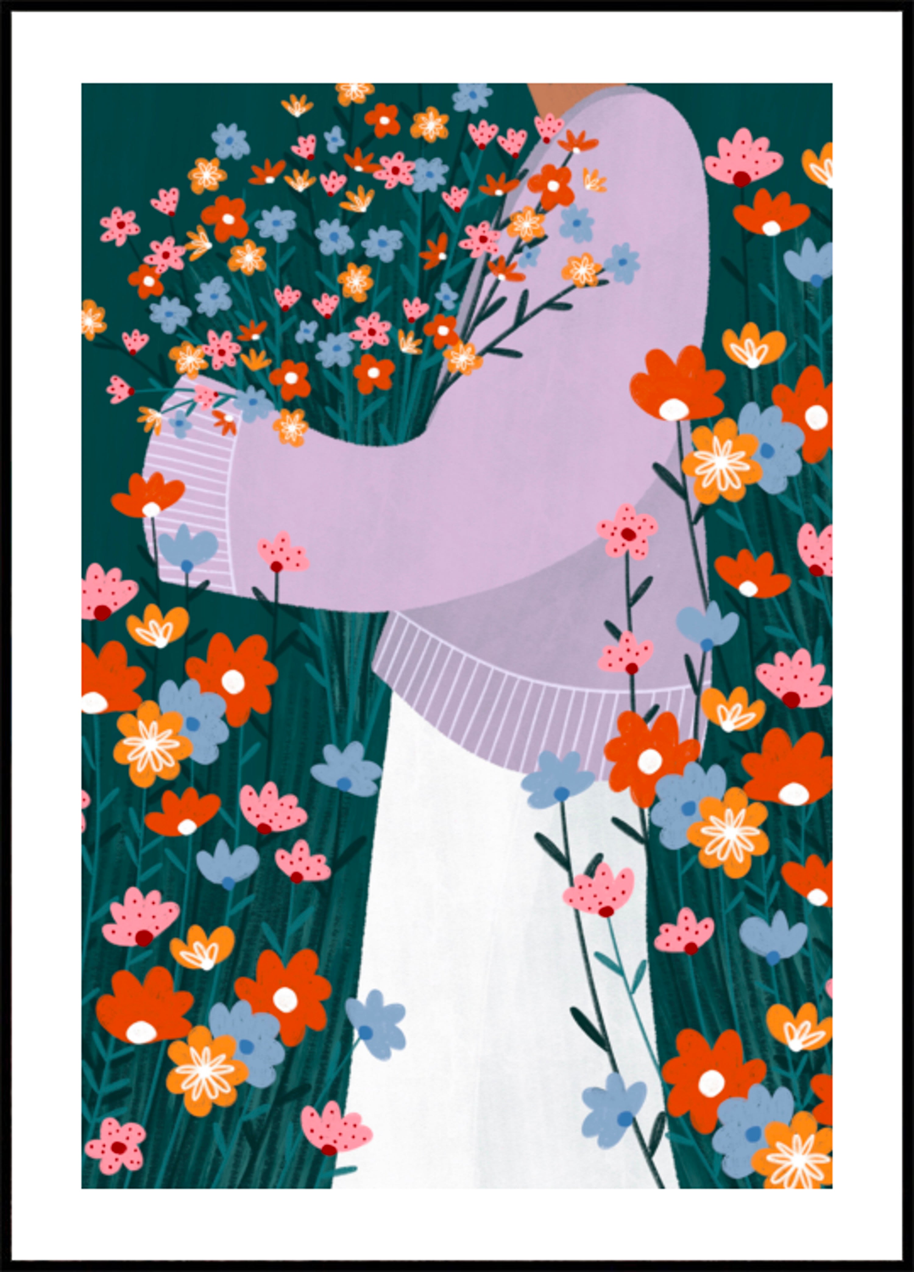 Mulher feliz segurando flores