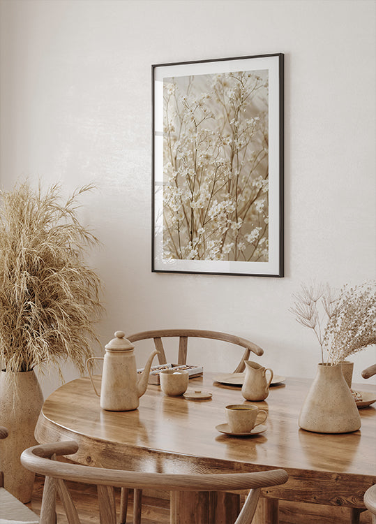 Gentle Bloom: Dried White Baby’s Breath Plakat - Posterbox.dk