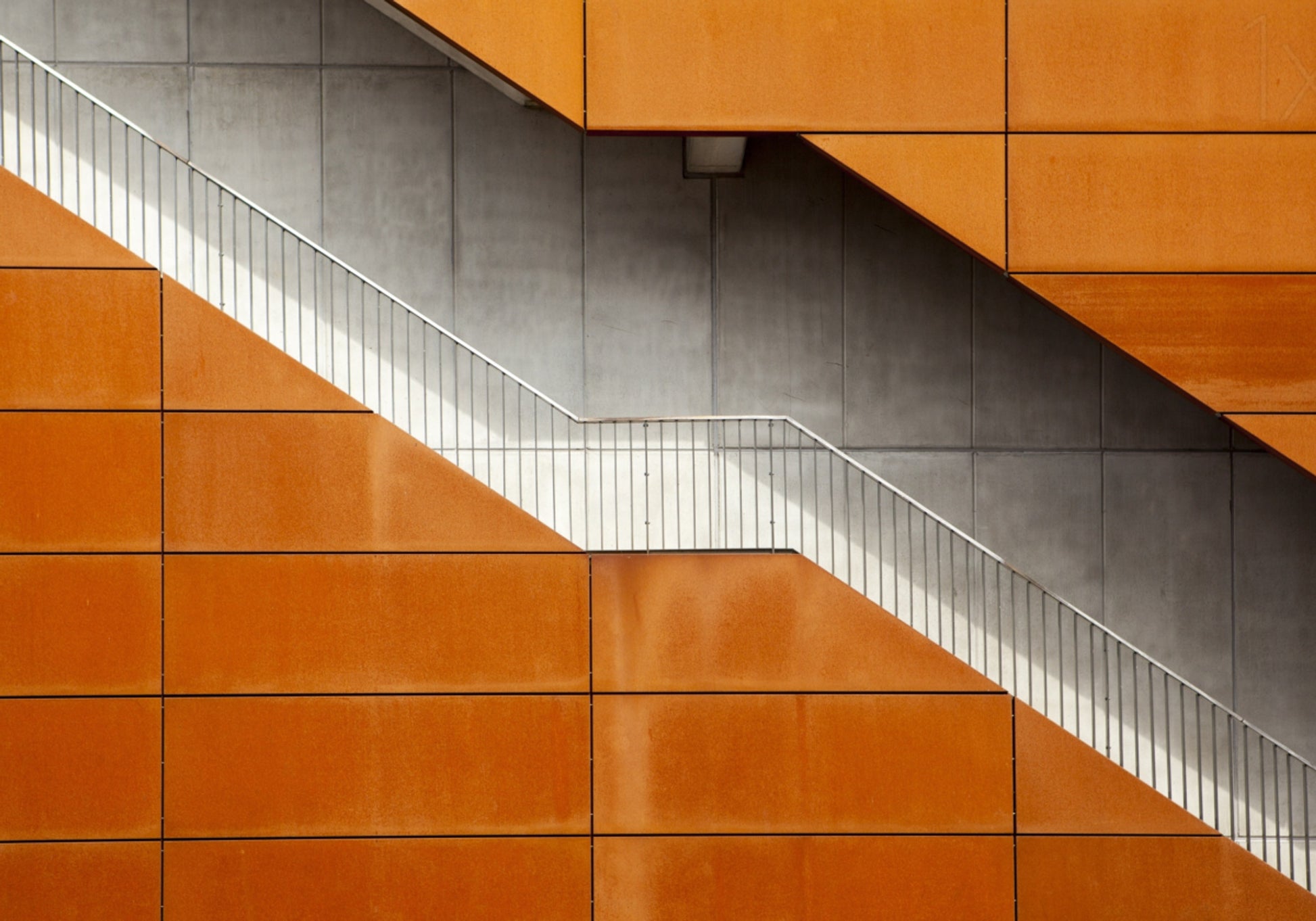 Escada Diagonal Laranja