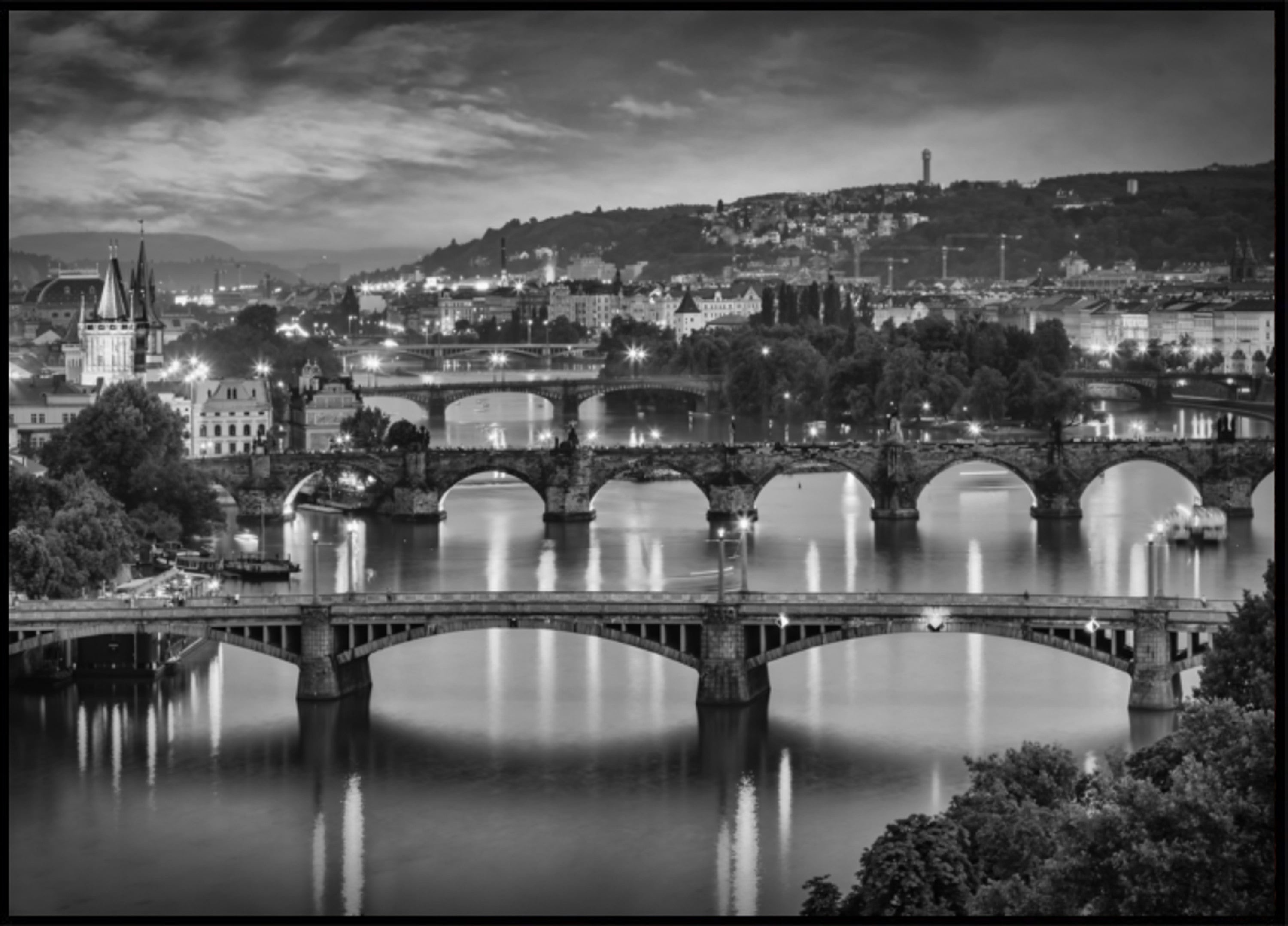 Pontes Noturnas de Praga