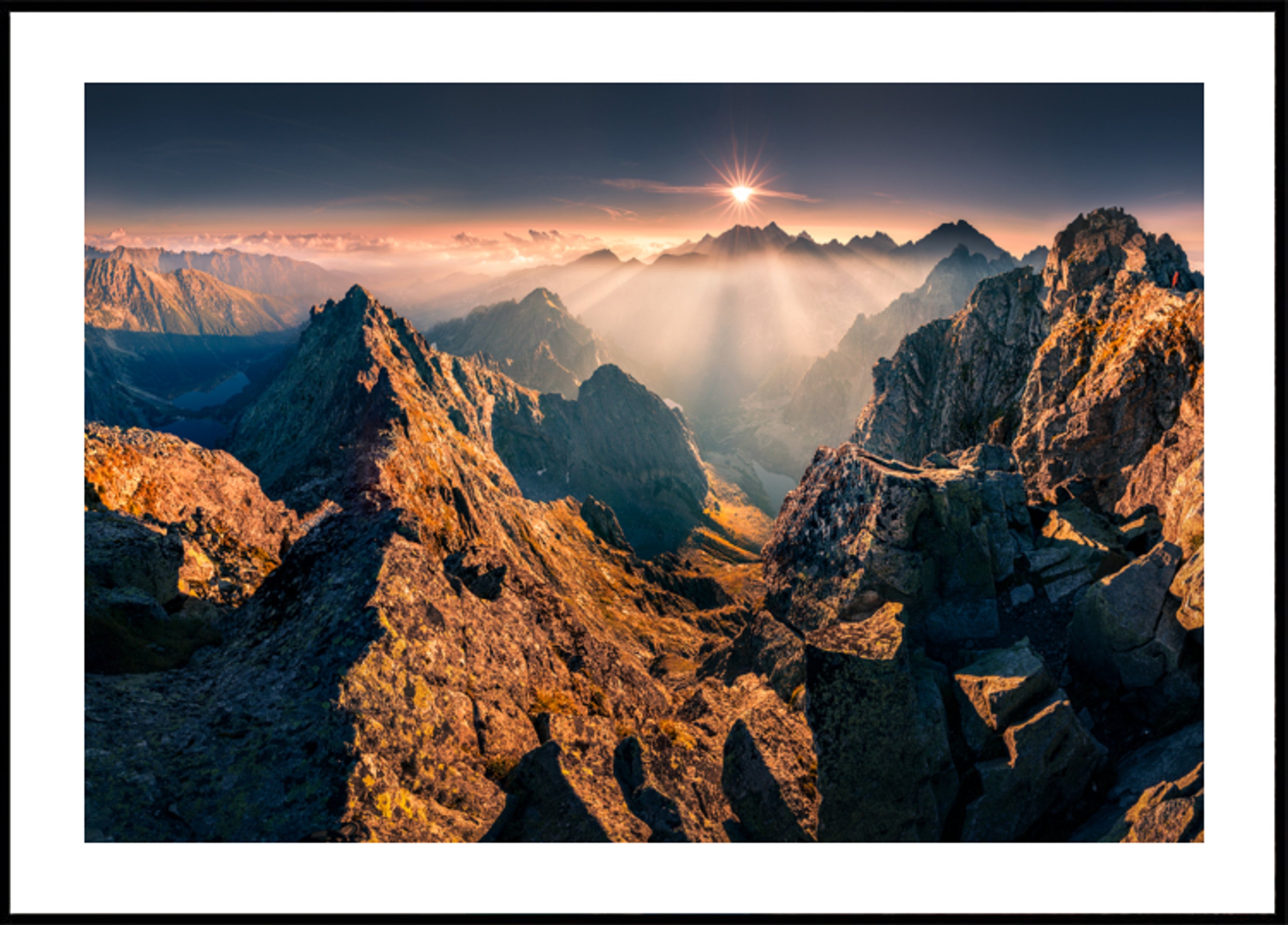Picos das Montanhas Douradas