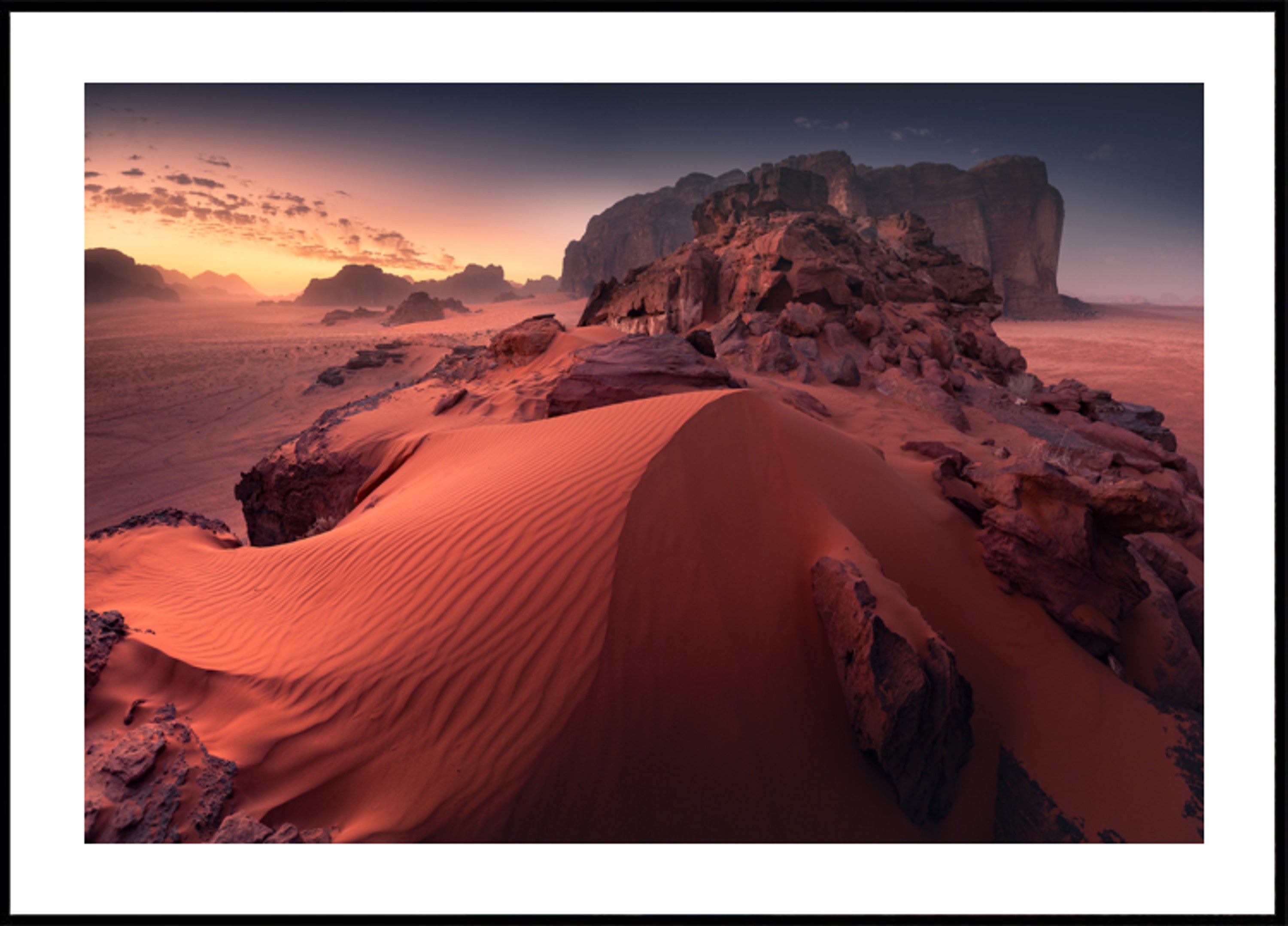 Pôr do sol no deserto vermelho